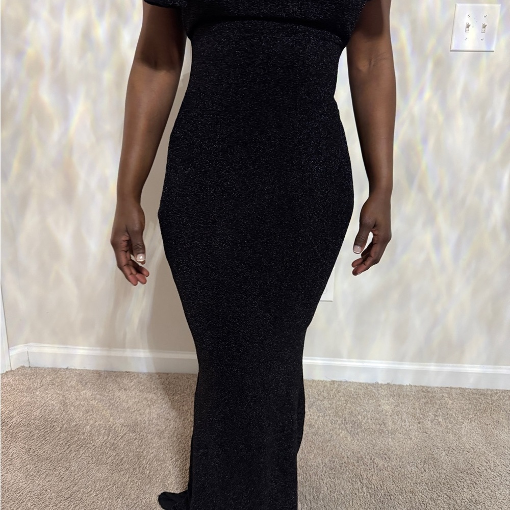 Elegant Black Evening Gown